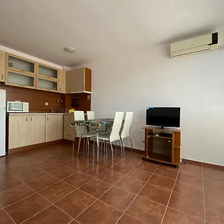 Apartament In Complex Lotos *