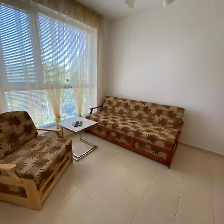 Apartament In Complex Lotos